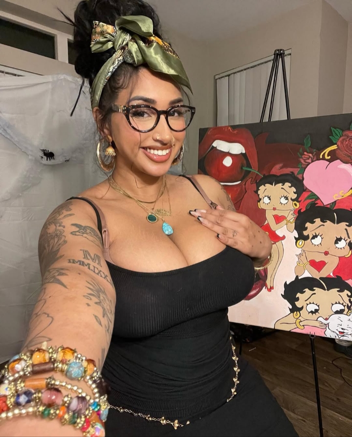 Jeanette Prakash Biography: Her Lifestyle, $20K Plus OnlyFans Earnings And Net Worth In 2025